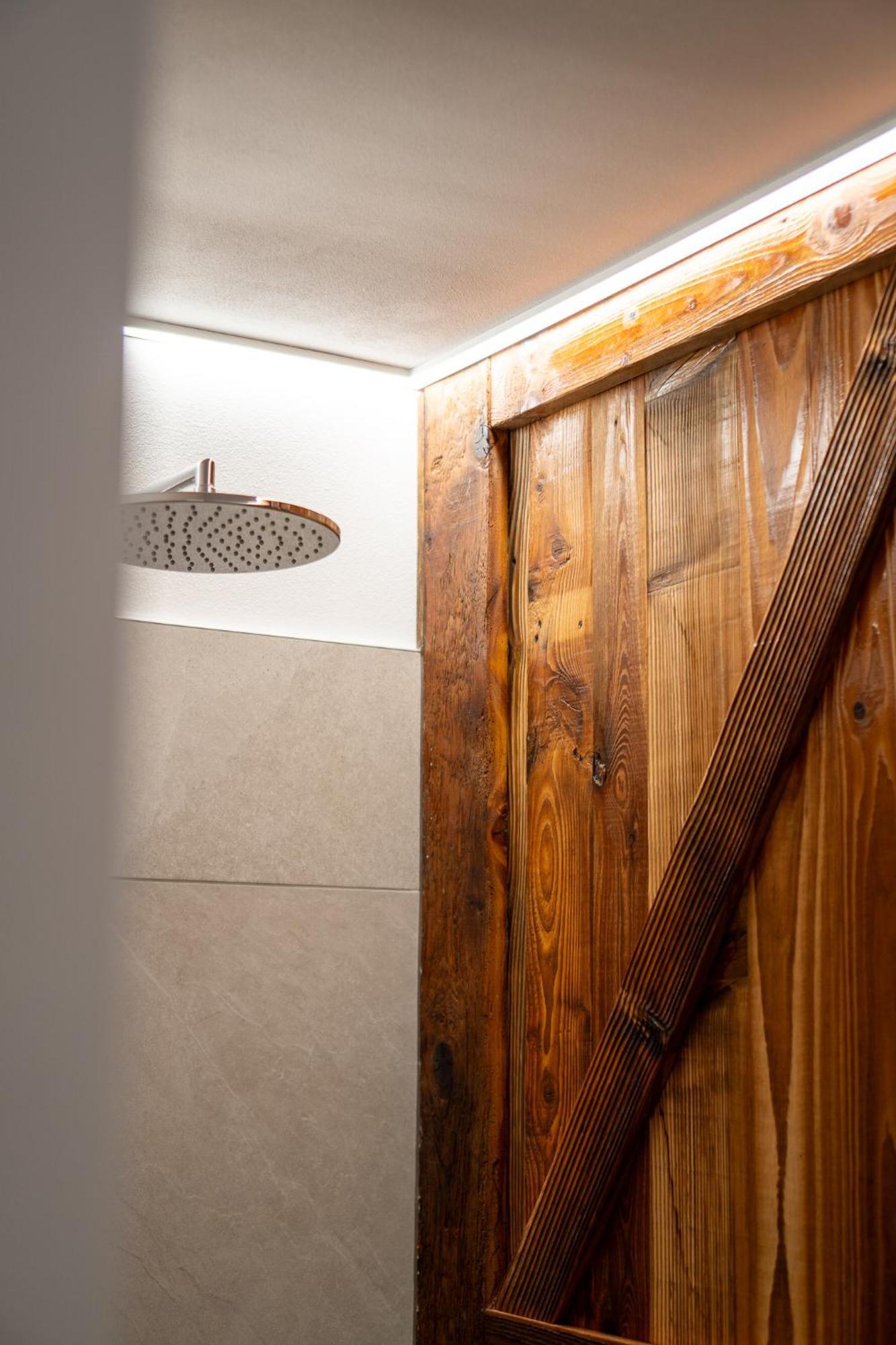 Lanzenschuster Villa San Genesio Atesino Kültér fotó